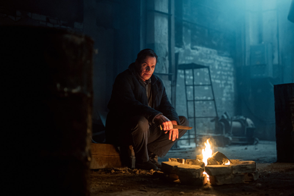 «Нужно делать всё, чтобы подобное зло никогда не повторилось»: Максим Стоянов, Зоя Бербер и другие актеры о сериале «Душегубы. 1989»